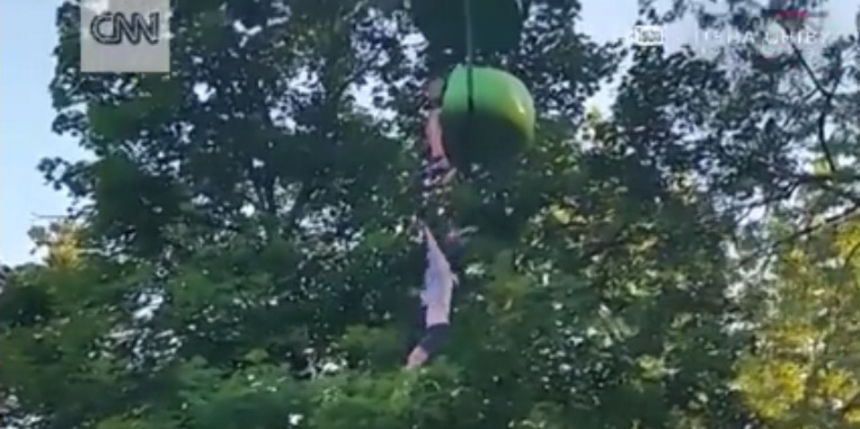 Djevojčica ispala iz gandole u zabavnom parku