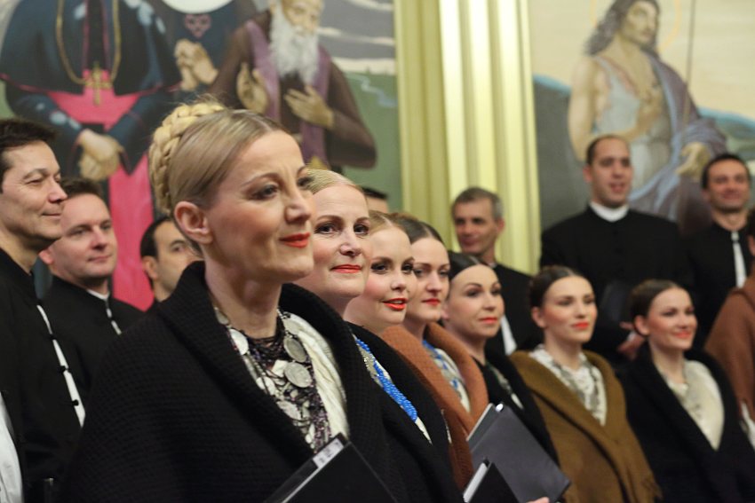 (V)Ladari i (V)Ladarice folklorne scene u Hrvatskoj još jednom oduševili Bibinjce. Foto: Leo Banić