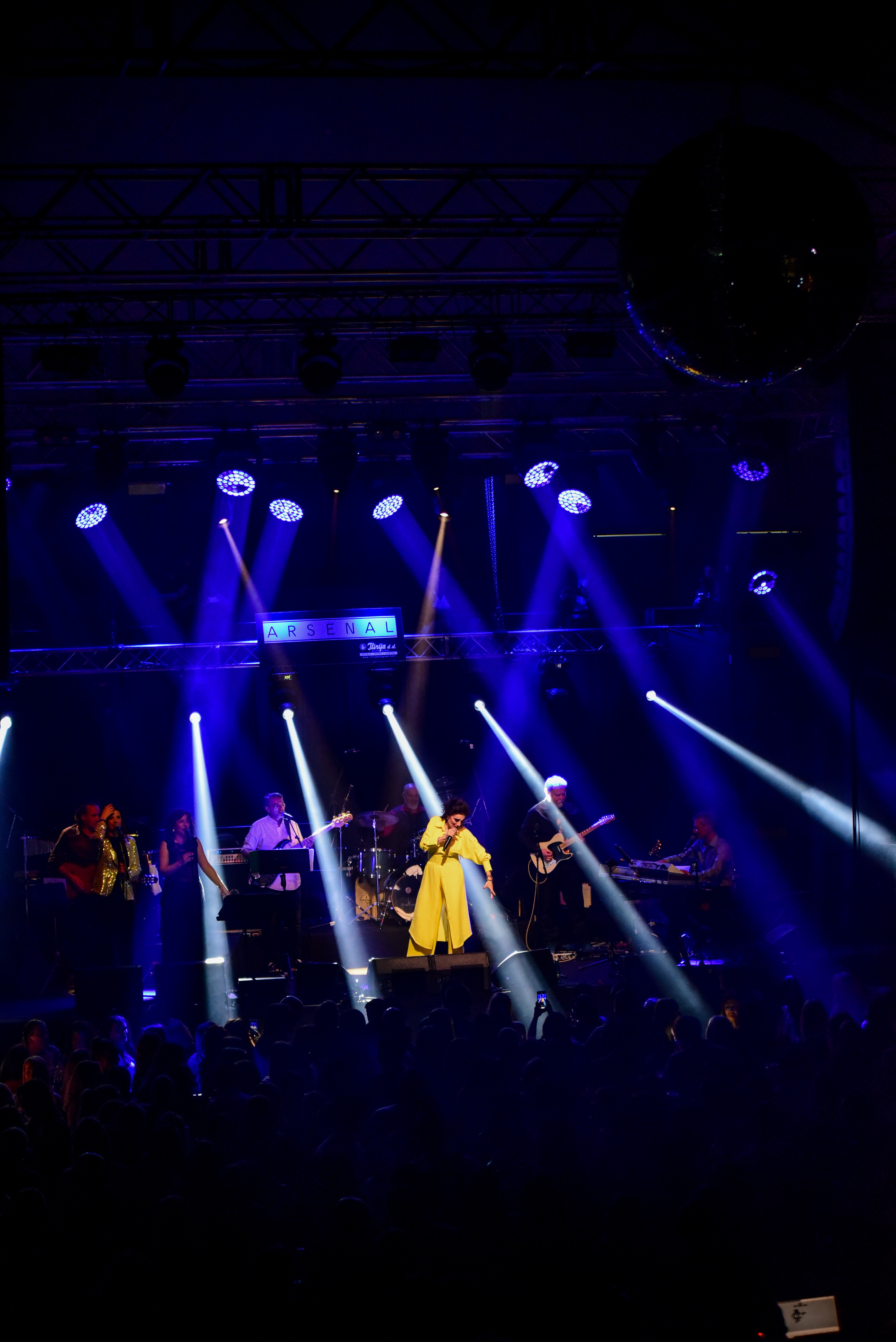 Doris Dragović sinoćnjim koncertom oduševila je Arsenalovu publiku