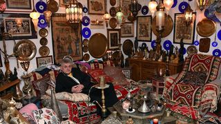 Brođanin Stanislav Hudi živi u kući koju je uredio u egipatskom stilu Brođanin Stanislav Hudi živi u kući koju je uredio u egipatskom stilu