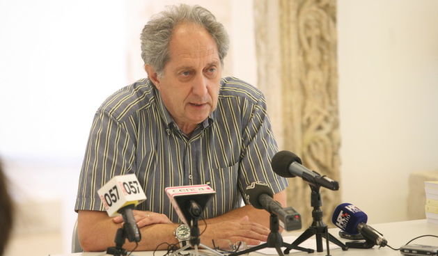 Zadar, 210710.
Na konferenciji za novinare danas se predstavlja novi ravnatelj Arholoskog muzeja, Smiljan Gluscevic.
Foto: Vladimir Ivanov / CROPIX