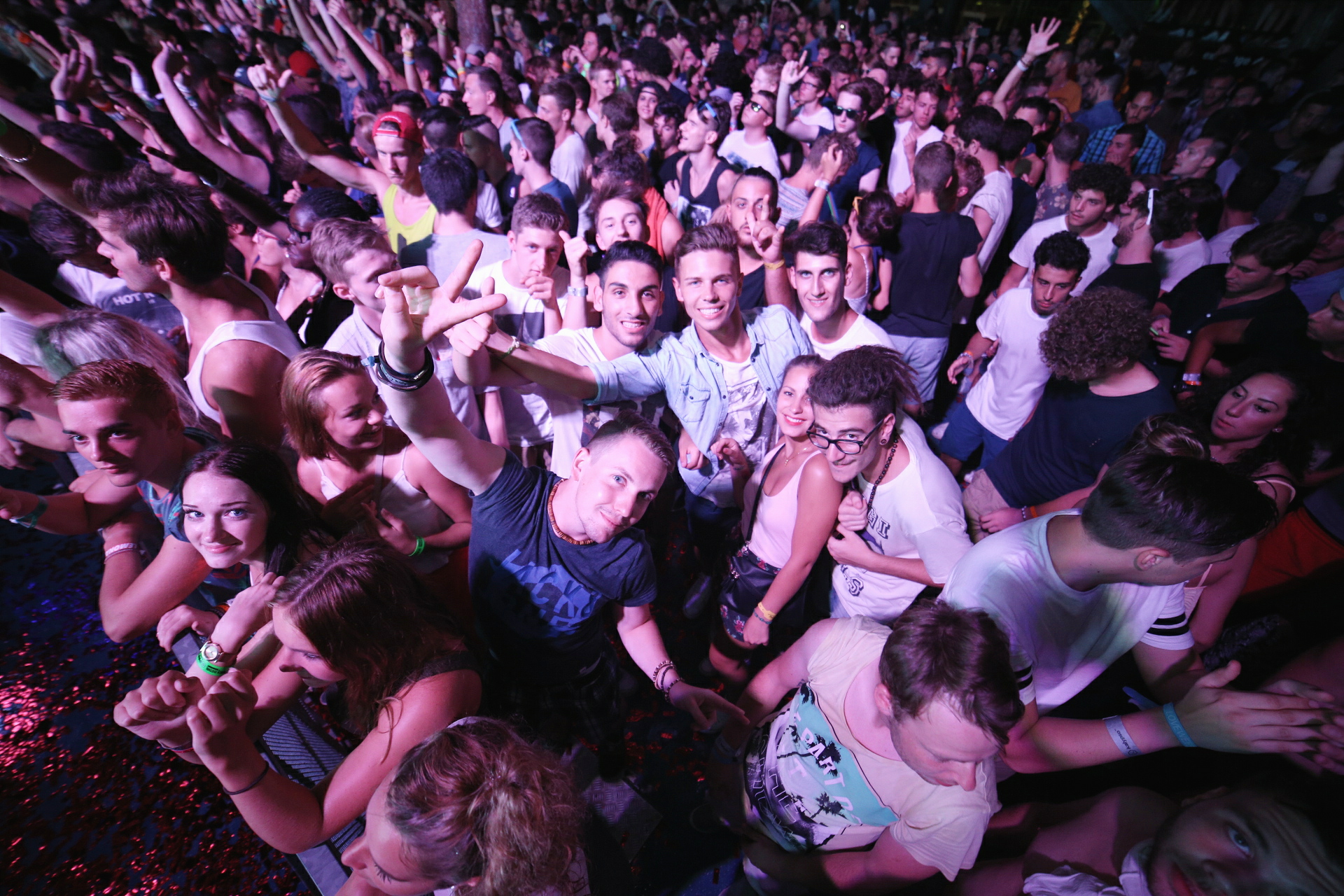 DJ Antoine zapalio Kalypso club, Foto: Bruno Zlomislić DJ Antoine zapalio Kalypso club, Foto: Bruno Zlomislić