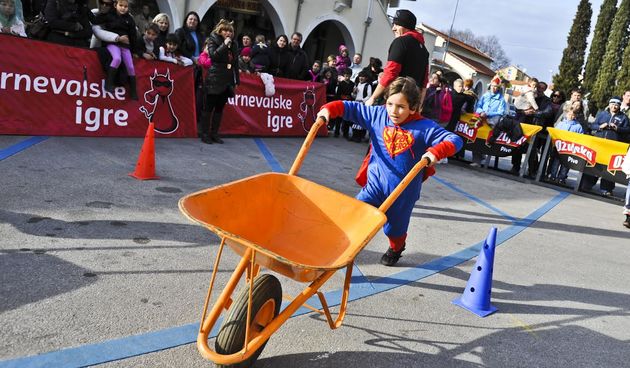 Karnevalske igre u sklopu Virskih maškara