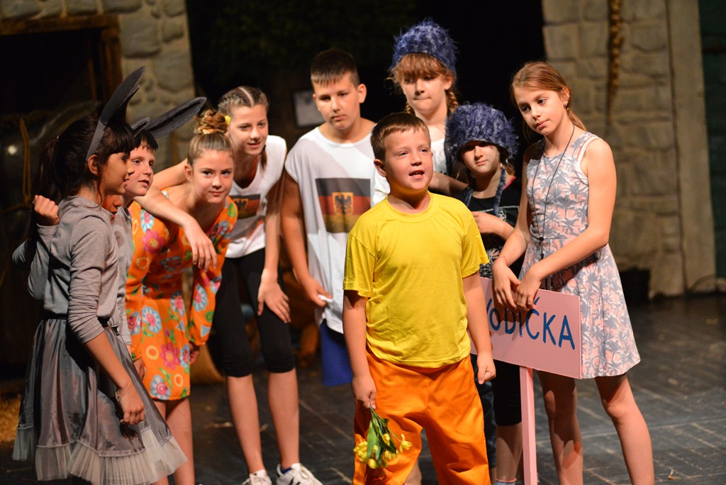 Donatolina u Kazalištu lutaka: “Mareta tamo i nazad”