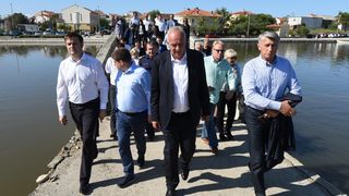 Ministri Butković i Ćorić obišli poplavljena područja u Zadarskoj županiji