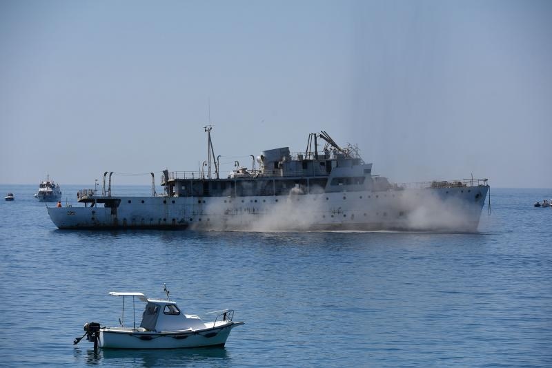 Premantura: Admiralski brod Vis potopljen kako bi postao ronilačka atrakcija. Photo: Duško Marušić/PIXSELL