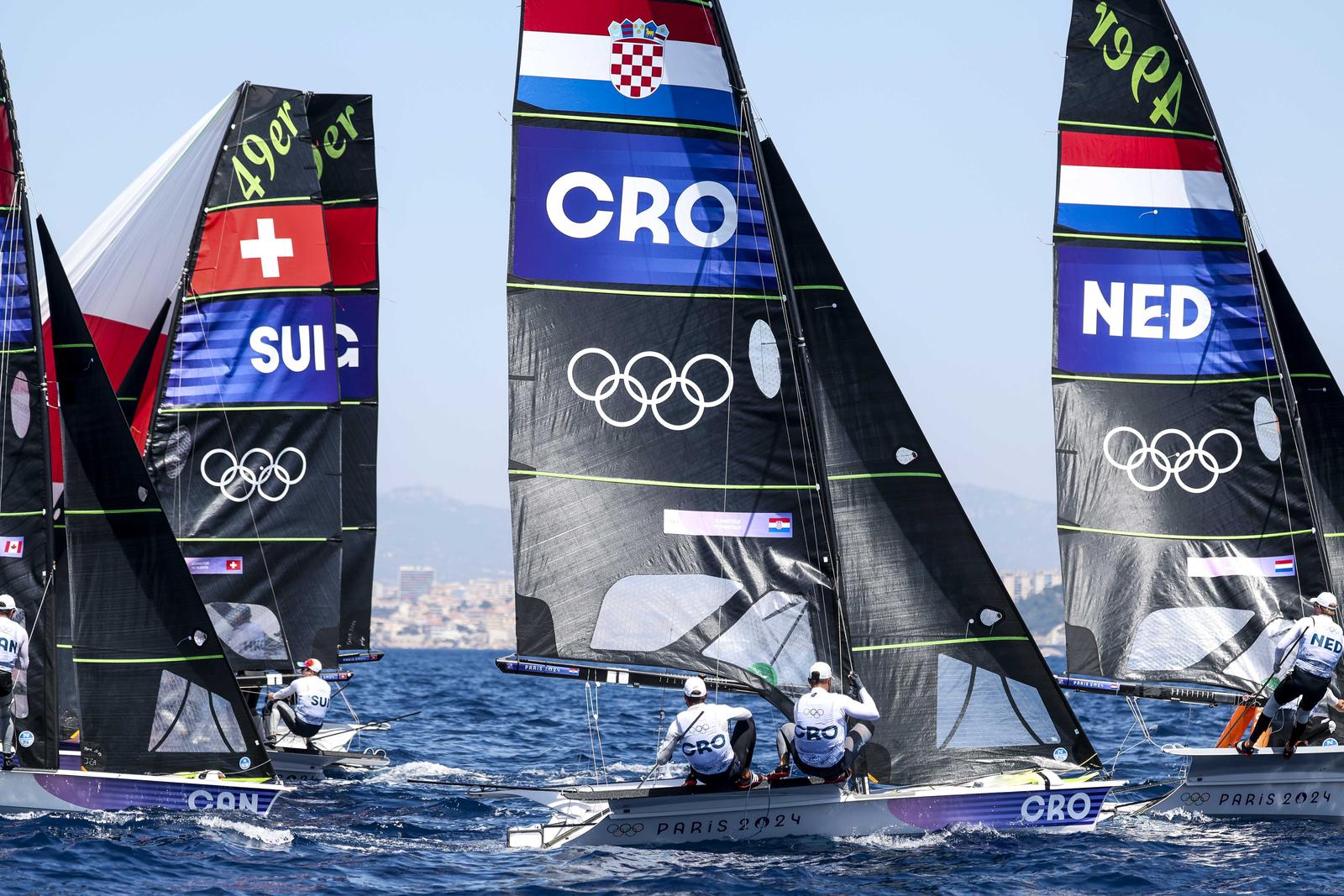 OI Pariz 2024: Braća Fantela u klasi 49er na regatnom polju u Marseilleu