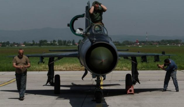 Eskadrila borbenih aviona spremna za remont, MIG, foto: NL
