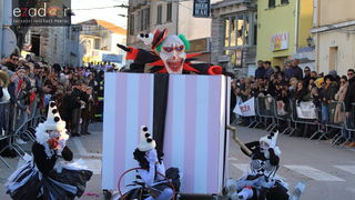 Maškarana povorka Velike Bake u Murteru