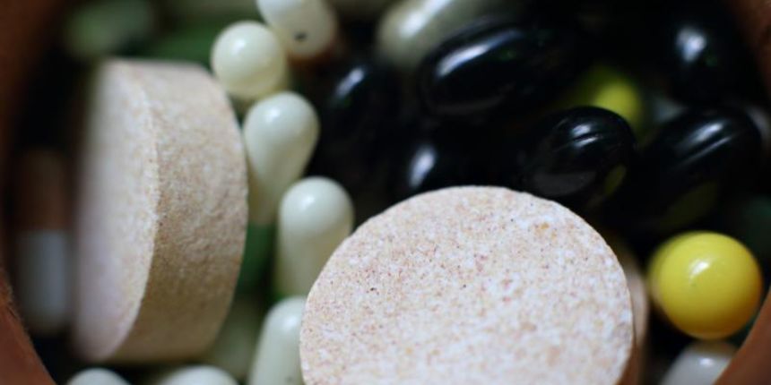 25.11.2013., Zagreb – Premijer Zoran Milanovic nazocio je obiljezavanju 120. obljetnice Hrvatskog zavoda za javno zdravstvo u Muzeju suvremene umjetnosti. Photo: Davor Puklavec/PIXSELL, tablete, pilule, lijekovi