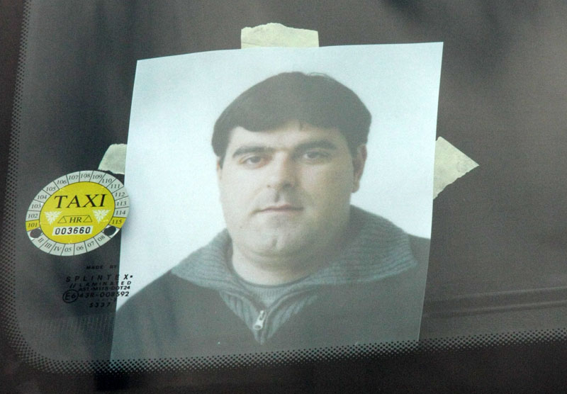 Tužna kolona zadarskih taksista