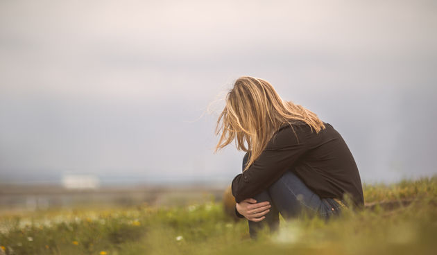 Depresija- psihički labilne osobe ove promjene teže podnose