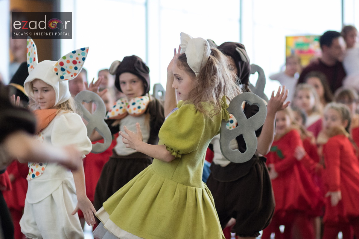 Plesni karneval u City Galleriji Plesni karneval u City Galleriji