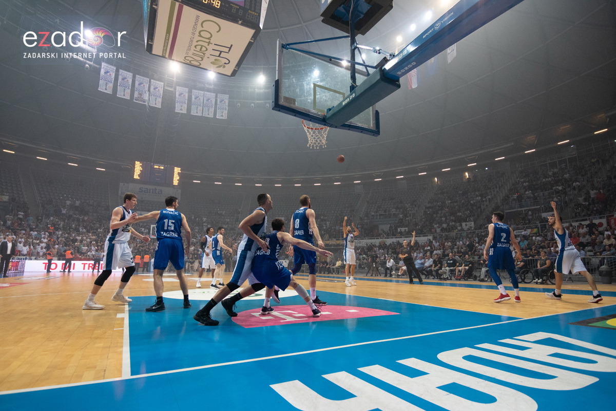 Polufinale doigravanja HT Premijer lige, 1. utakmica: KK Zadar – KK Cibona 89-78