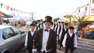 Biograd: 6. Dugi svehrvatski eno-eko-gastro-etno stol, Foto: Franjo Jurić Biograd: 6. Dugi svehrvatski eno-eko-gastro-etno stol, Foto: Franjo Jurić