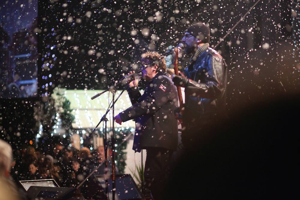 Advent na Viru: Crvena jabuka oduševila u “sniježnom” Viru Advent na Viru: Crvena jabuka oduševila u “sniježnom” Viru