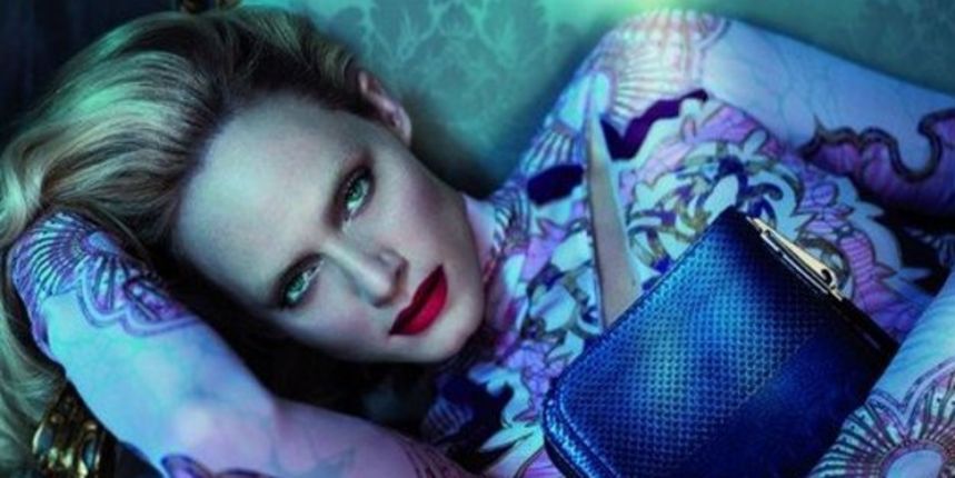 Žena, seksi žena. Horoskop. Seksi i mračna Amber Valletta za Pucci Žena, seksi žena. Horoskop. Seksi i mračna Amber Valletta za Pucci