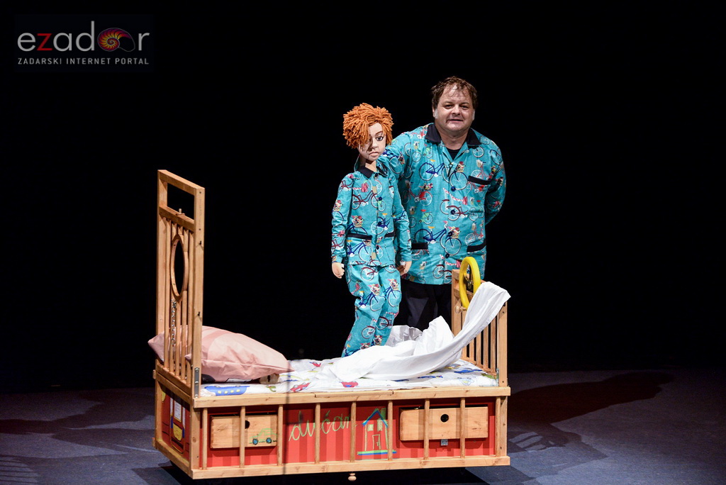 Premijera predstave “Pale sam na svijetu” u Kazalištu lutaka Zadar Premijera predstave “Pale sam na svijetu” u Kazalištu lutaka Zadar