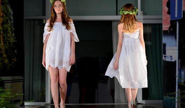 Odrzana modna revija ORaH-a Upecaj staru haljinu, pod pokroviteljstvom Mirele Holy u Matis baru. Photo: Marko Prpic/PIXSELL