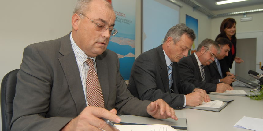 Potpisivanje ZAK/ezadar.hr