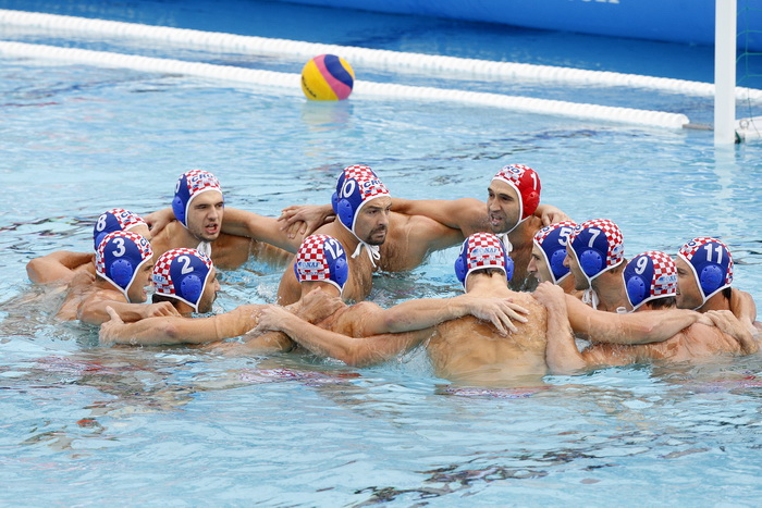 Zagreb, 090910.
Bazen Mladosti na Savi.
29. Europsko prvenstvo u vaterpolu,
Polufinalna utakmica Hrvatska -Srbija.
Foto: Goran Mehkek / CROPIX