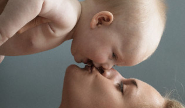 Majka i dijete(foto:dnevnik.hr)