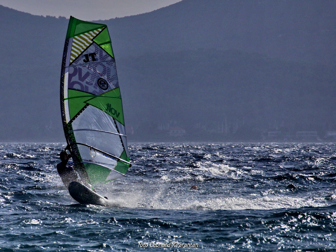 Surferi i kiteri došli na svoje pred neveru