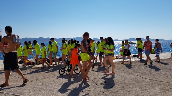 Sasvim osoban doživljaj – 10. dm Millennium Jump sa zadarske rive. Foto: Mladen Malik Barba Sasvim osoban doživljaj – 10. dm Millennium Jump sa zadarske rive. Foto: Mladen Malik Barba