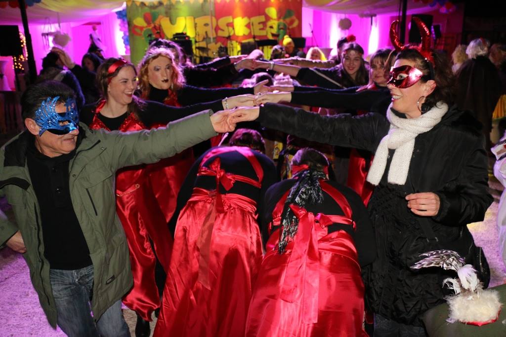 Maškarana Republika preuzela vlast u Viru