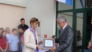 Svecano otvorenje obnovljenih podrucnih skola u Rastevicu i Bukovicu Svecano otvorenje obnovljenih podrucnih skola u Rastevicu i Bukovicu