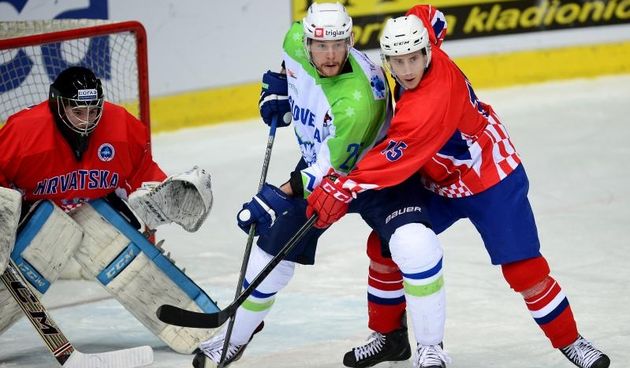 07.04.2015., Dom sportova, Zagreb – Hokej na ledu, prijateljska utakmica, Hrvatska – Slovenija. Andy Sertich. Photo: Marko Prpic/PIXSELL