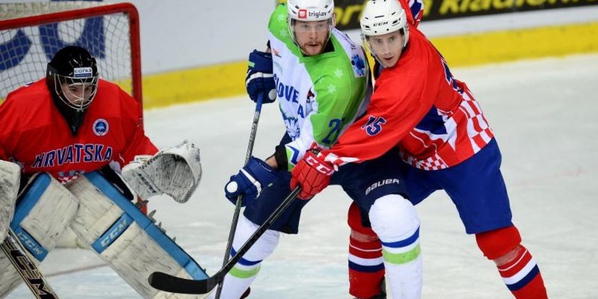 07.04.2015., Dom sportova, Zagreb – Hokej na ledu, prijateljska utakmica, Hrvatska – Slovenija. Andy Sertich. Photo: Marko Prpic/PIXSELL 07.04.2015., Dom sportova, Zagreb – Hokej na ledu, prijateljska utakmica, Hrvatska – Slovenija. Andy Sertich. Photo: Marko Prpic/PIXSELL