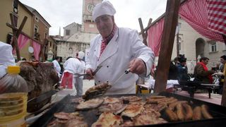 Image 1098623 (auto)