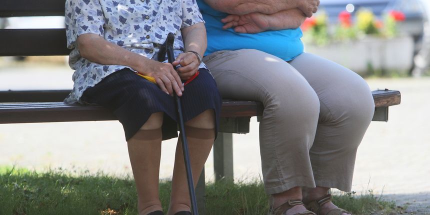 Postoji li zaista miris starih ljudi? Postoji. Znanstvenici su dokazali da starije osobe neugodnije mirišu od mlađih i sredovječnih. Postoji li zaista miris starih ljudi? Postoji. Znanstvenici su dokazali da starije osobe neugodnije mirišu od mlađih i sredovječnih.