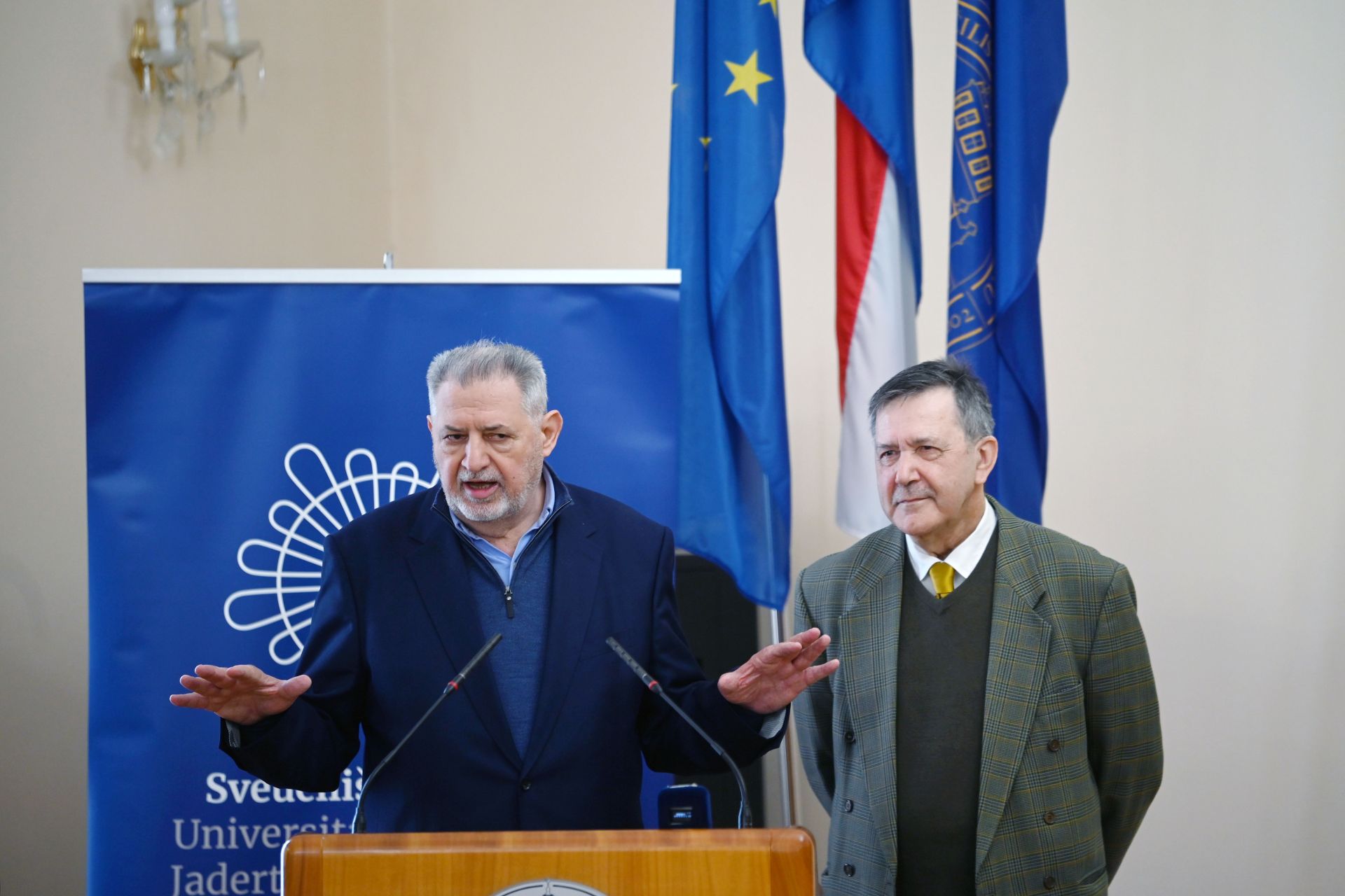 Svečana dvorana Sveučilišta: Promocija knjiga iz edicije Velika geografija Hrvatske Svečana dvorana Sveučilišta: Promocija knjiga iz edicije Velika geografija Hrvatske