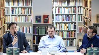 Zagreb – U knjiznici Bogdan Ogrizovic odrzana je promocija novog romana iz biblioteke Balkan Noir: Mima i kvadratura duga, Zelimir Peris. Photo: Petar Glebov/PIXSELL