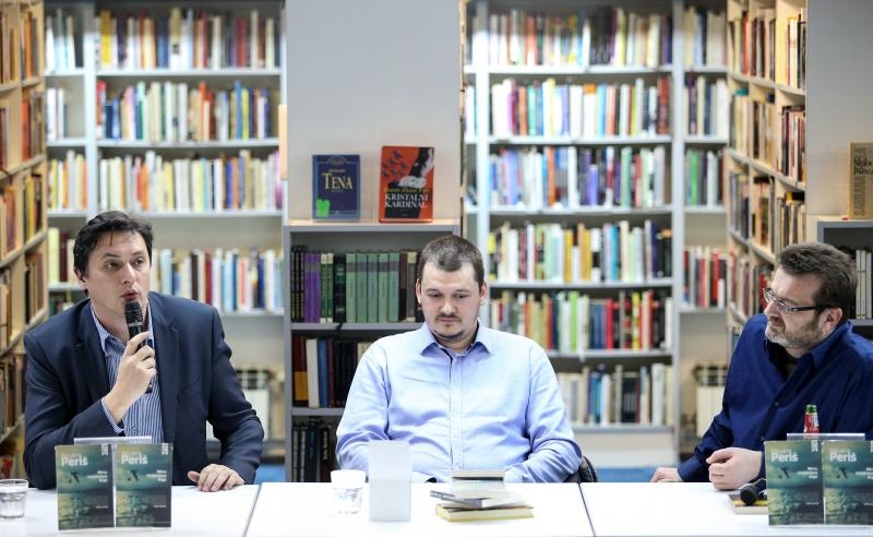 Zagreb – U knjiznici Bogdan Ogrizovic odrzana je promocija novog romana iz biblioteke Balkan Noir: Mima i kvadratura duga, Zelimir Peris. Photo: Petar Glebov/PIXSELL