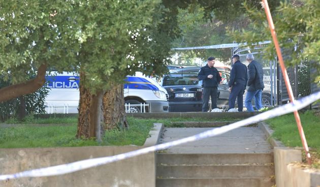Nepoznati počinitelj bacio eksplozivnu napravu u dvorište PU Zadarske