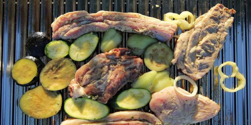 2. Festival soli: Natjecanje u skupljanju soli i pripremi roštilja, Foto: Filip Brala/PIXSELL 2. Festival soli: Natjecanje u skupljanju soli i pripremi roštilja, Foto: Filip Brala/PIXSELL