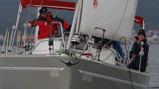 Zadar, 140211.
Na Valentinovo se odrzala regata u kojoj se 10-ak jedrilica natjecalo ispred biogradske rive. Organizator je jedrilicarski klub Biograd.
Foto: Vladimir Ivanov / CROPIX Zadar, 140211.
Na Valentinovo se odrzala regata u kojoj se 10-ak jedrilica natjecalo ispred biogradske rive. Organizator je jedrilicarski klub Biograd.
Foto: Vladimir Ivanov / CROPIX