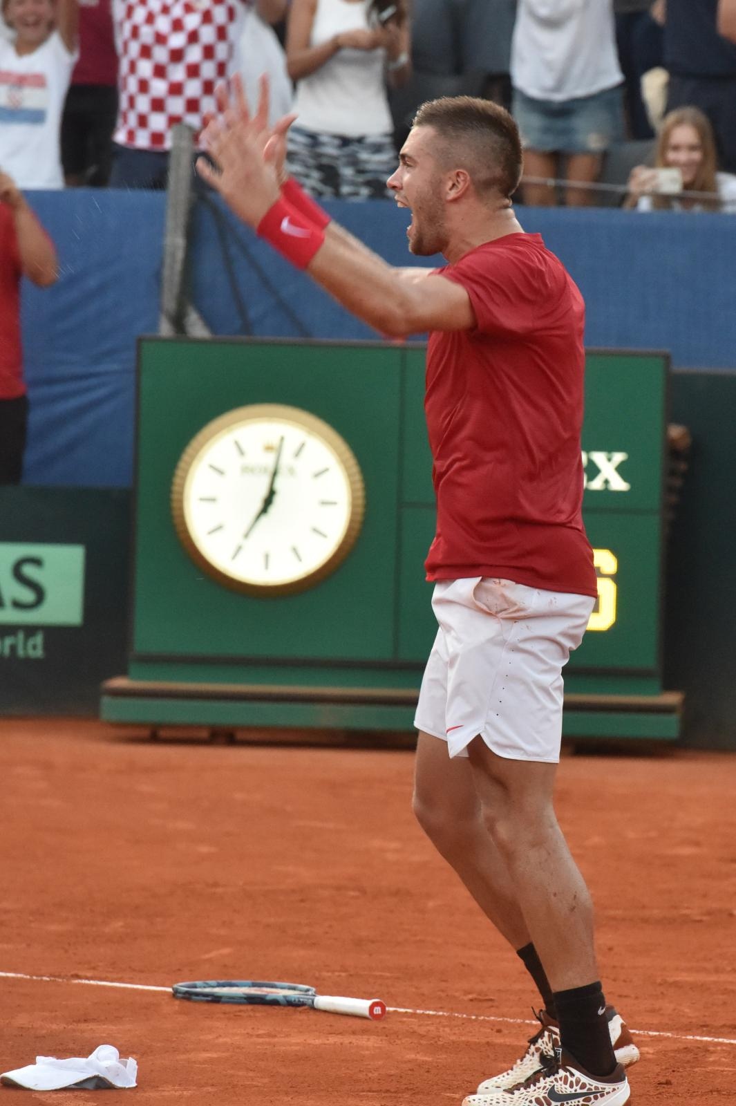 Slavlje hrvatskih tenisača nakon pobjede nad SAD-om Slavlje hrvatskih tenisača nakon pobjede nad SAD-om