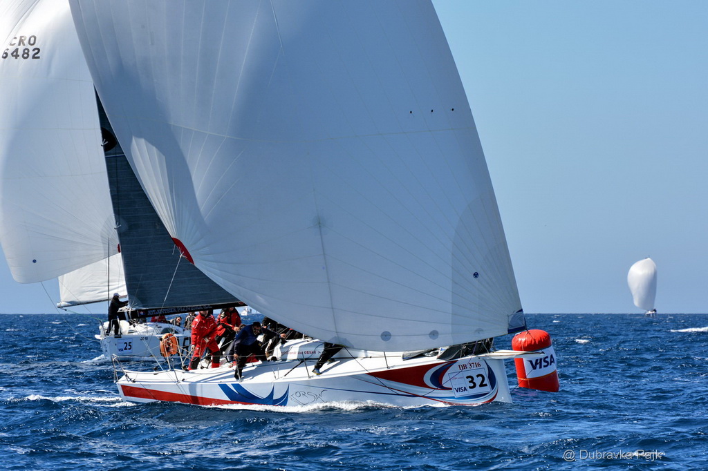 U hvarskom akvatoriju održana XXI. Uskršnja regata U hvarskom akvatoriju održana XXI. Uskršnja regata
