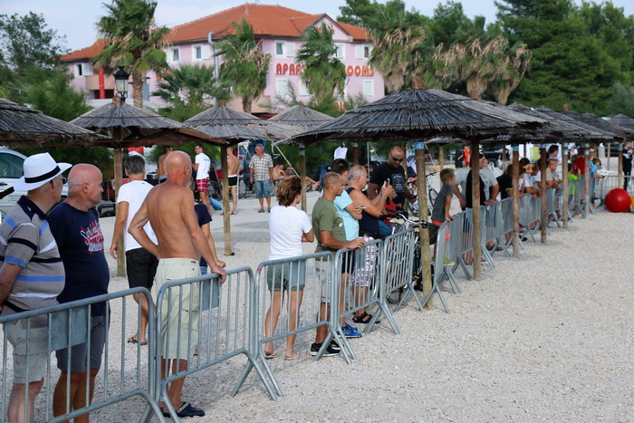 Vir: Slobodan trening na plaži Jadro pred utrke Alpe Adria Jest Ski Toura. Foto: Kažimir Škrbić/Virski list