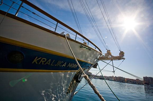 “Kraljica mora” u Zadru, 12. svibnja 2011. (foto:Saša Čuka) “Kraljica mora” u Zadru, 12. svibnja 2011. (foto:Saša Čuka)