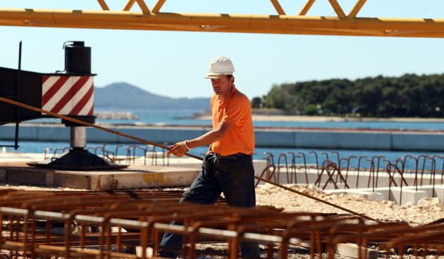 Zadar, 140513.
Luka Gazenica. Ministar prometa Sinisa Hajads Doncic posjetio je Zadar i luku Gazenicu u izgradnji. 
Na fotografiji: detalj iz luke Gazenica.
Foto: Jure Miskovic / CROPIX