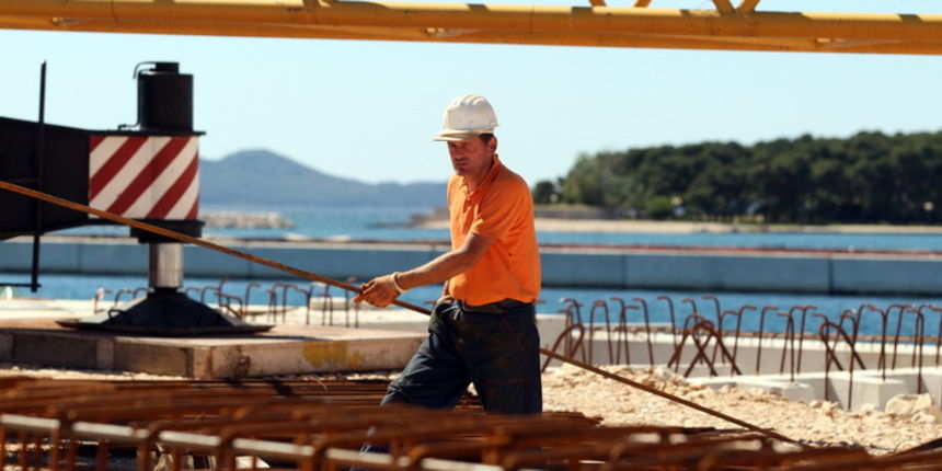 Zadar, 140513.
Luka Gazenica. Ministar prometa Sinisa Hajads Doncic posjetio je Zadar i luku Gazenicu u izgradnji. 
Na fotografiji: detalj iz luke Gazenica.
Foto: Jure Miskovic / CROPIX