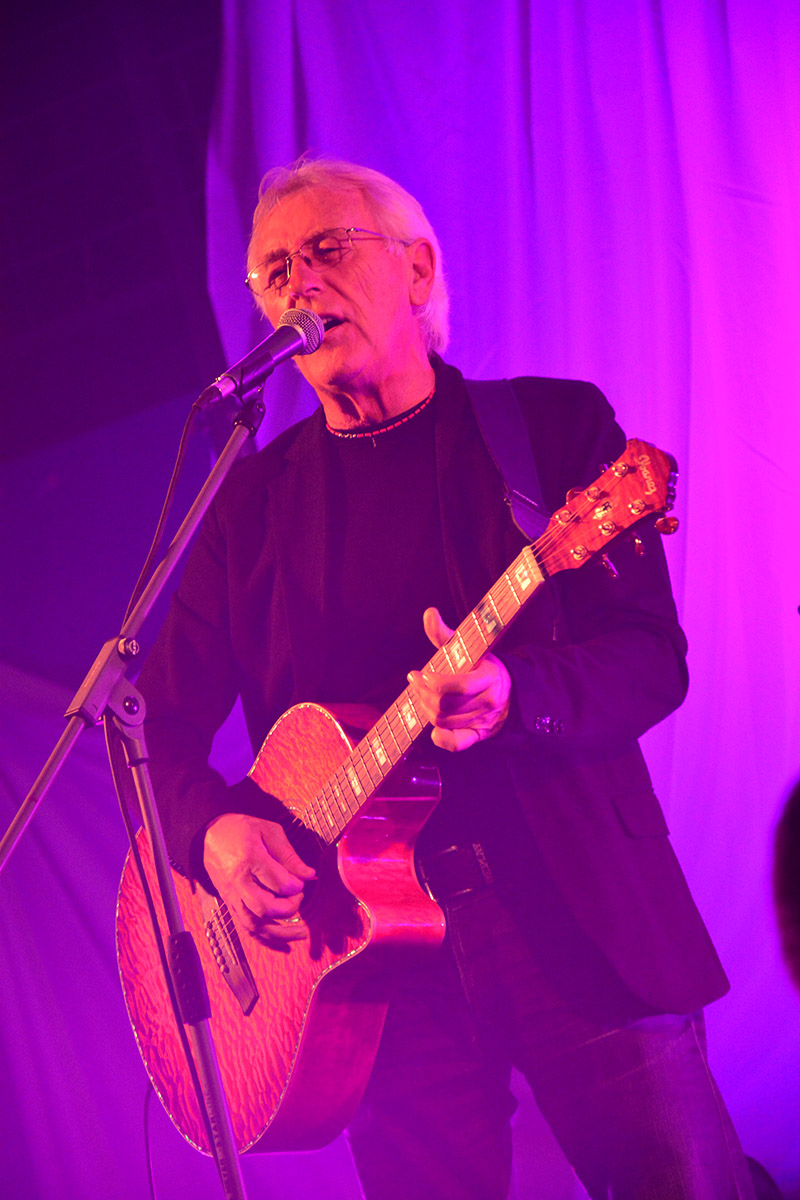 Oliver Dragojević & Dupini oduševili Zadrane ; foto Iva Perinčić