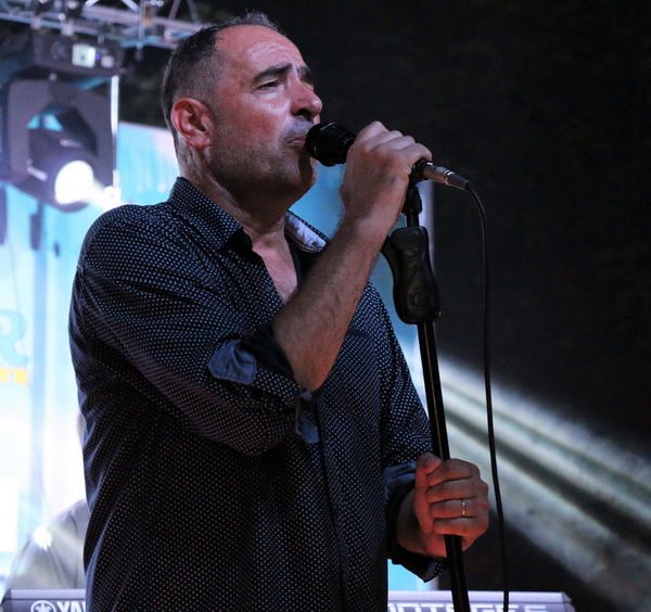 Virsko ljeto 2016: Dražen Zečić Zeko i Banana Band raspjevali i rasplesali Vir