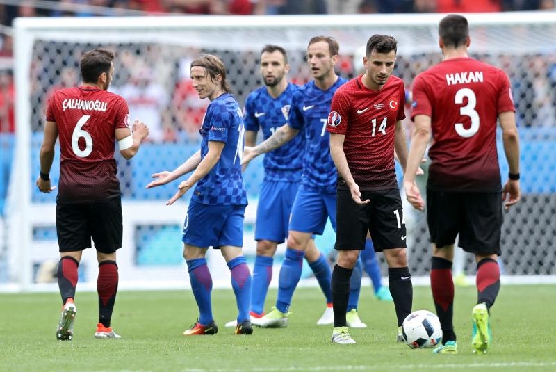 Stadion Park prinčeva u Parizu, UEFA EURO 2016., 1. kolo, skupina D, Turska – Hrvatska 0-1. Photo: Sanjin Strukic/PIXSELL Stadion Park prinčeva u Parizu, UEFA EURO 2016., 1. kolo, skupina D, Turska – Hrvatska 0-1. Photo: Sanjin Strukic/PIXSELL