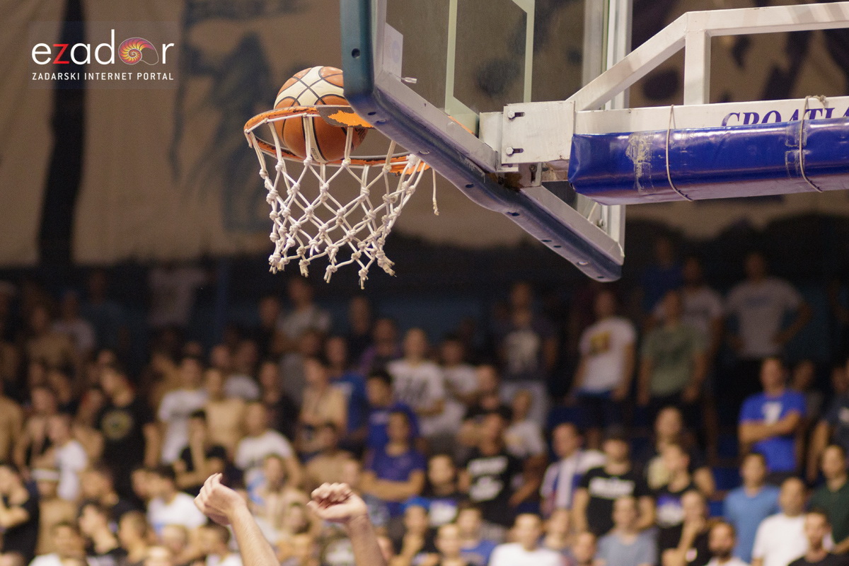 Humanitarna utakmica u Jazinama: KK Zadar – KK Diadora Humanitarna utakmica u Jazinama: KK Zadar – KK Diadora